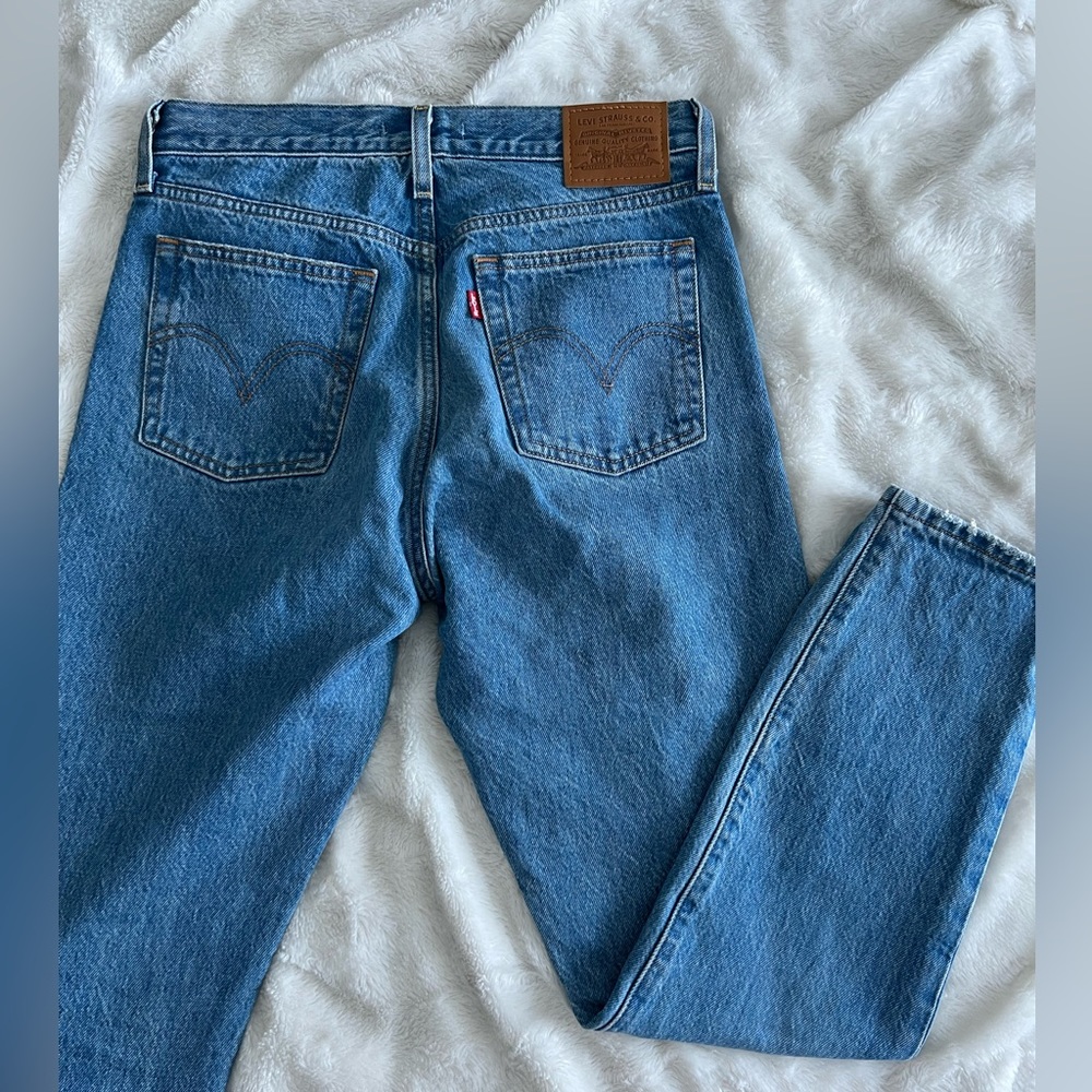 Levis Wedgie Jeans
